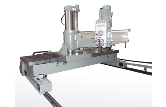 Girder radial drilling machine