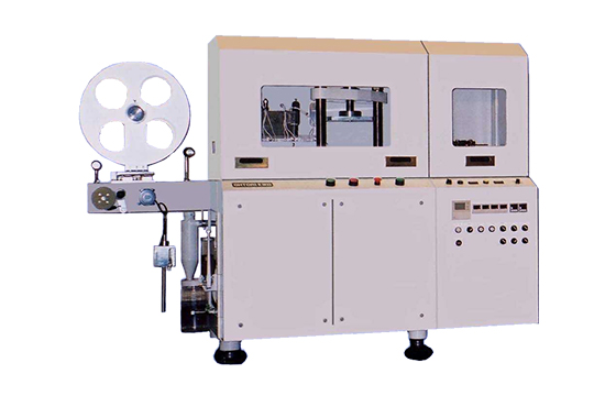 Forming machine